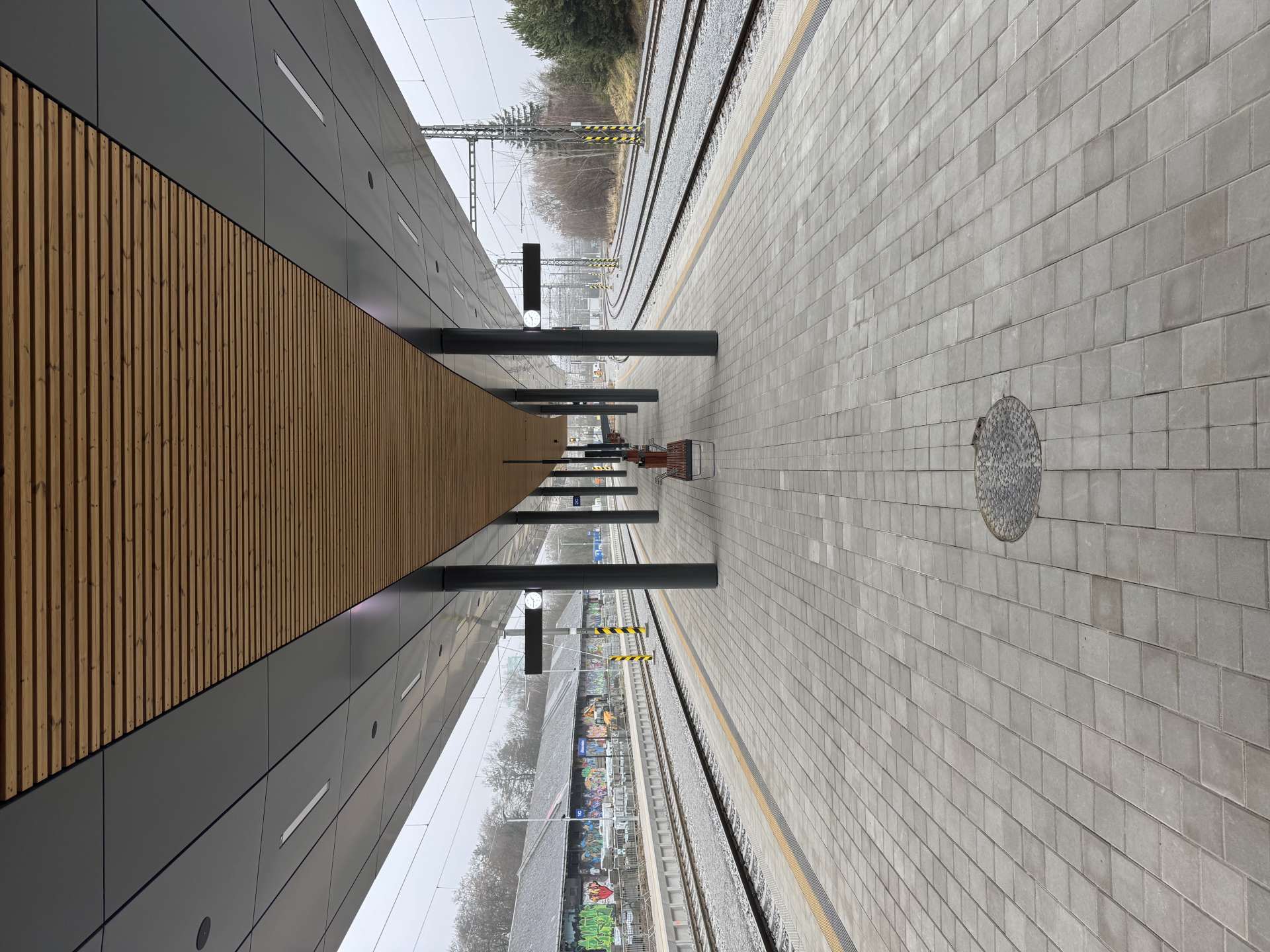 Odvětran&eacute; fas&aacute;dy - N&aacute;stupi&scaron;tě Jihlava- 4