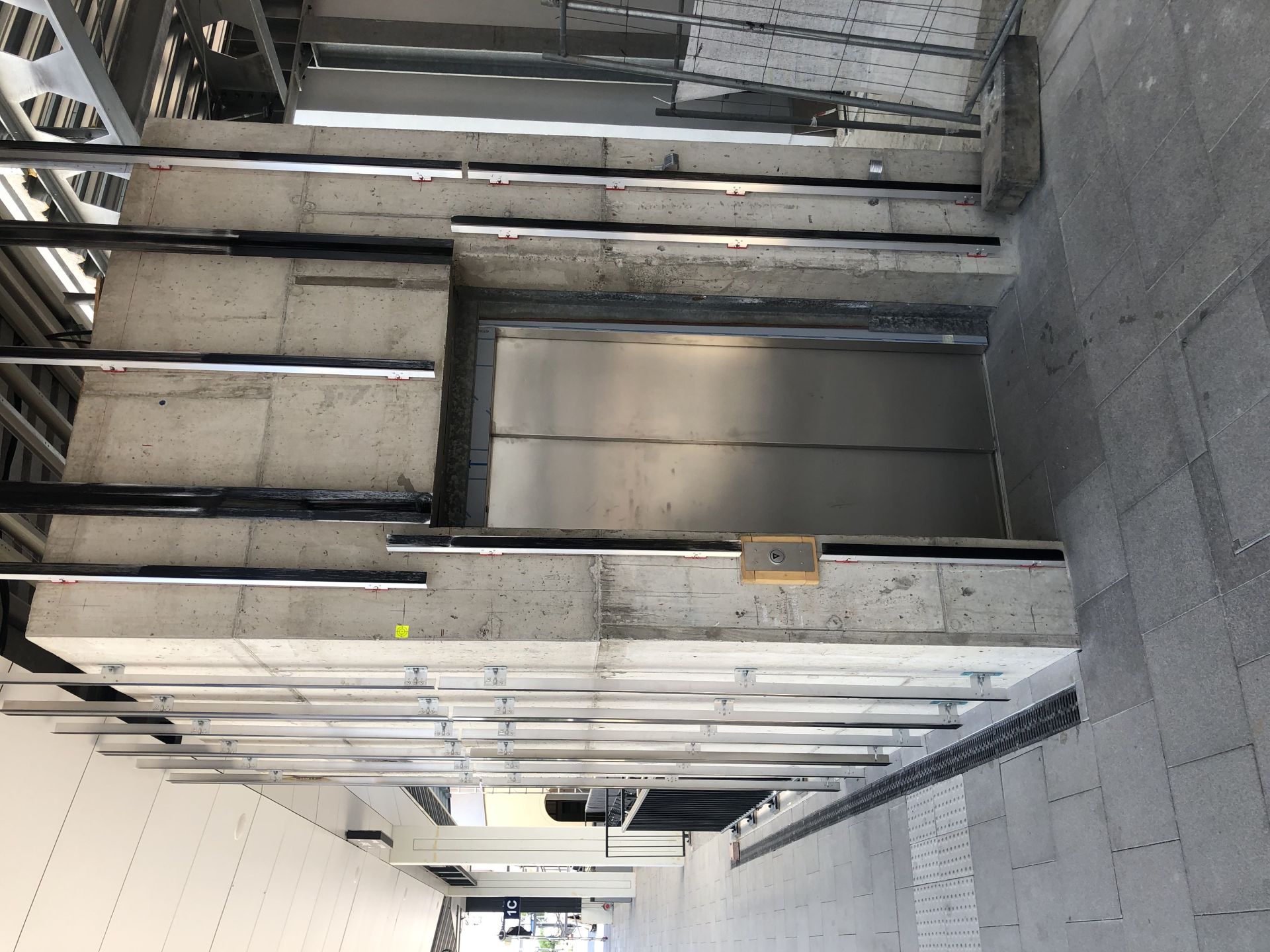 Radot&iacute;n - n&aacute;draž&iacute;