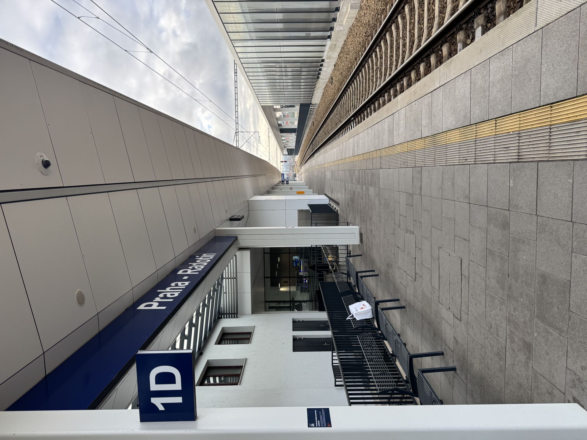 Radot&iacute;n - n&aacute;draž&iacute;