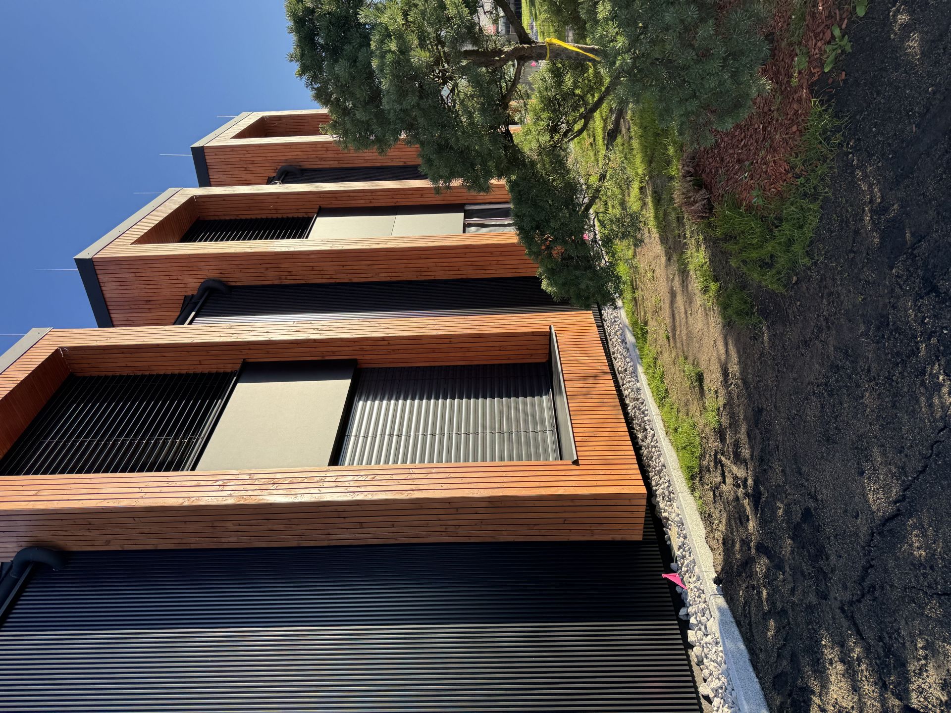 Dům ve vysok&eacute;m &uacute;jezdě - 4