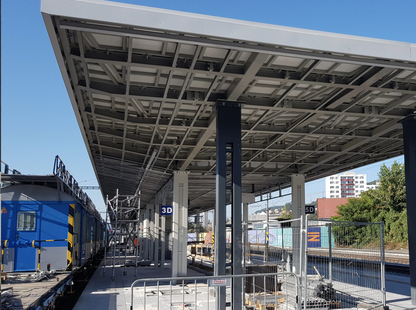 Form&aacute;tovac&iacute; centrum odvětr&aacute;van&yacute;ch fas&aacute;d - Etannex